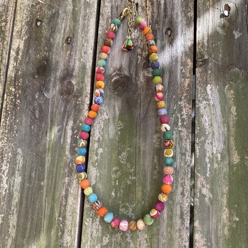 Recycled Sari jewellery - short necklace