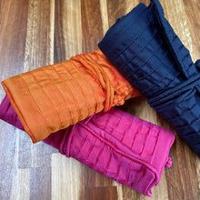 Load image into Gallery viewer, Silk Jewellery Case - Roll Up - great for Travel