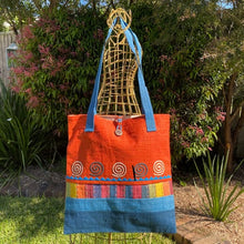 Load image into Gallery viewer, Stylish hemp tote bag