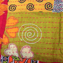 Load image into Gallery viewer, Kantha patchwork cotton carry bag