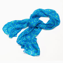 Load image into Gallery viewer, Patterned pure silk scarf