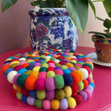 Load image into Gallery viewer, Felt Ball Trivet (multicoloured)
