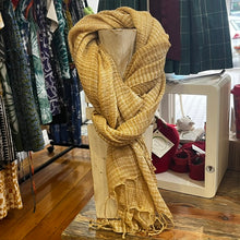 Load image into Gallery viewer, Open weave wool scarf
