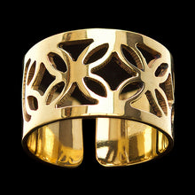 Load image into Gallery viewer, Recycled Bombshell brass - ring
